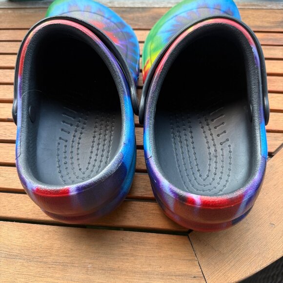 Crocs Classic Tie-Dye Clog Multicolor Slip-On Casual Footwear Size M8/W10 - Picture 5 of 7
